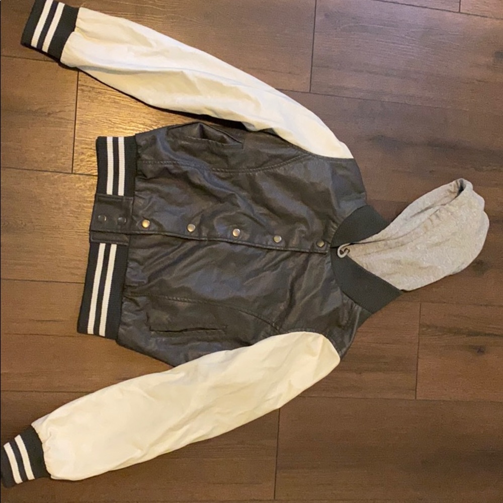 Leather Jacket/ puffer